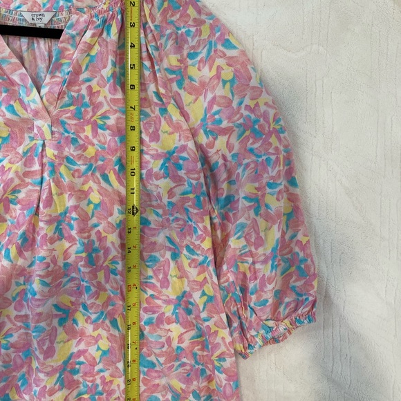 Crown and Ivy pastel peasant blouse - Picture 6 of 6